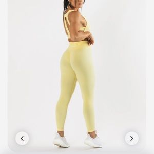 Brand new still in bag alphalete lemonade amplify